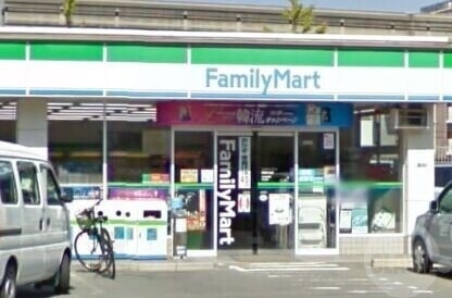 コンビニ　ファミリーマート名神吹田インター前店（コンビニ）まで568m