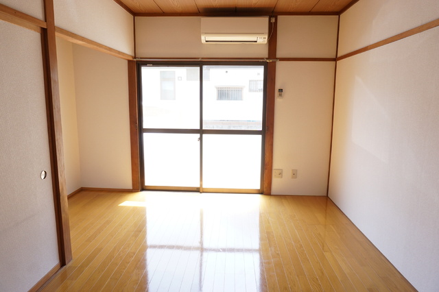 居室・リビング　洋室７帖☆※同タイプ参考写真