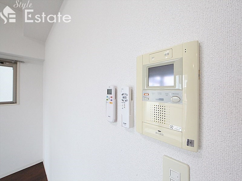 セキュリティ　モニター付きインターホン
