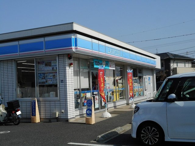 コンビニ　ローソンセイラタウン店（コンビニ）まで400m