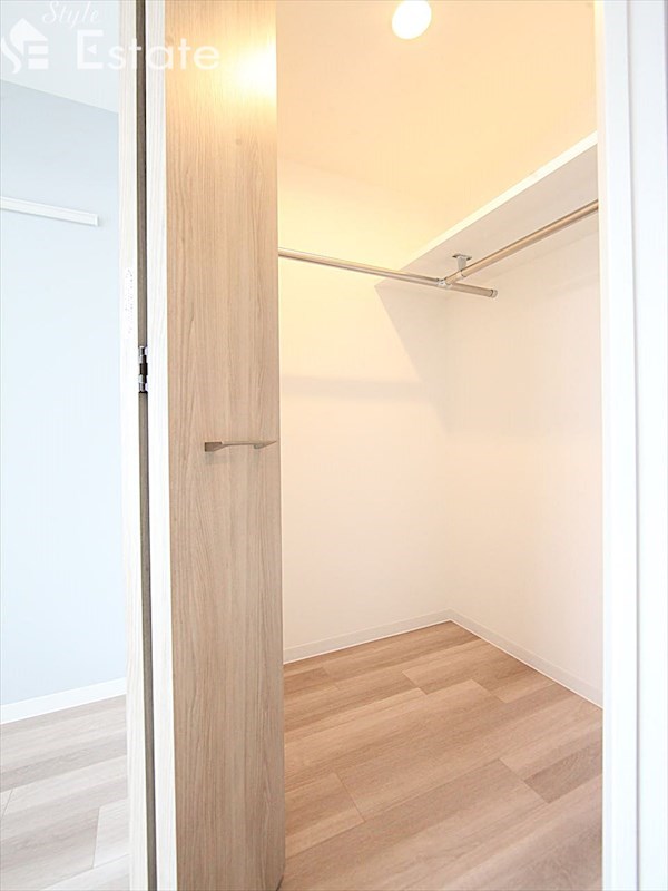 収納　ウォークインクローゼット