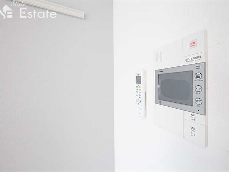 セキュリティ　モニター付きインターホン