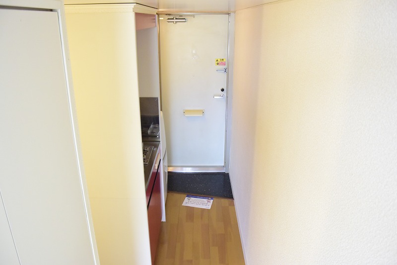 玄関　明るい玄関です。