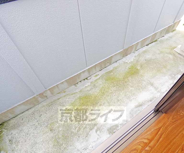 バルコニー　広々としたバルコニーです。