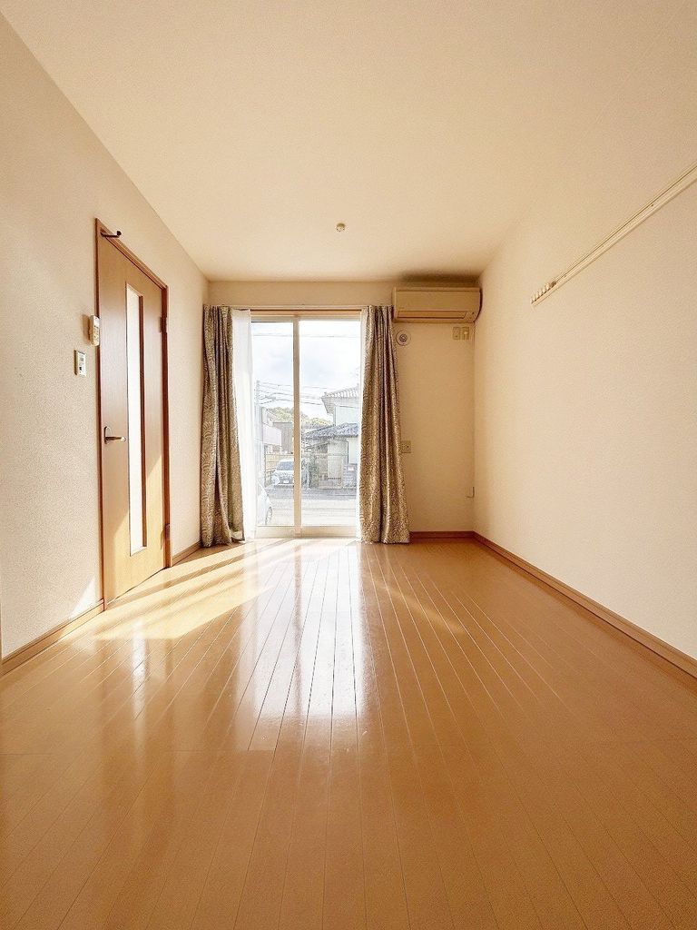 居室・リビング　1階リビング・ダイニングルーム