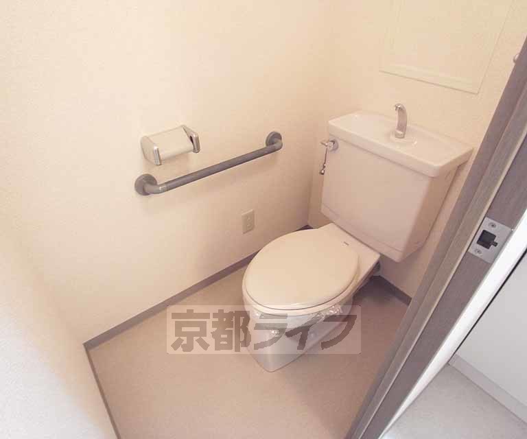 トイレ　落ち着きそうなトイレットルームです