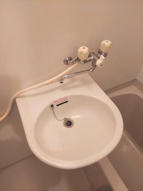 洗面設備　同仕様