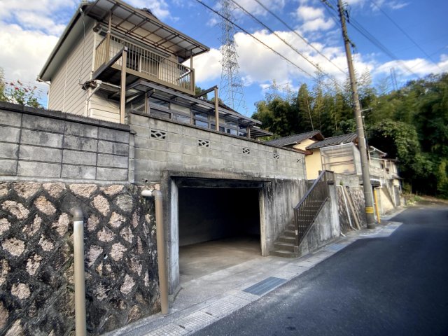 建物外観　日当たりとてもよいので洗濯物もすぐ乾きます♪