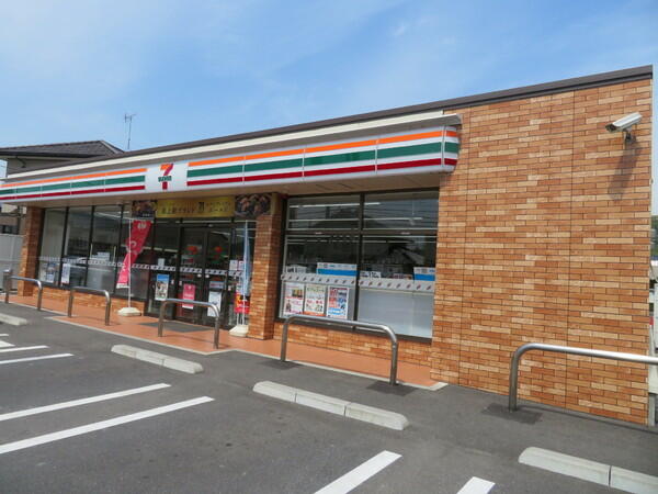 コンビニ　セブンイレブン 岩国錦見店（コンビニ）まで1572m