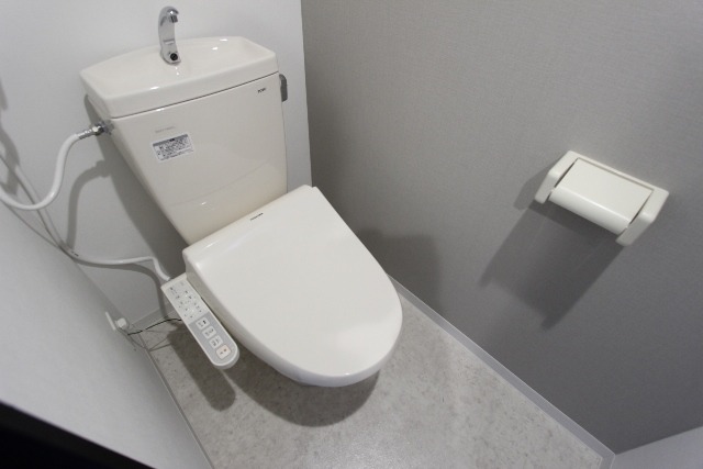 トイレ　いつも清潔・ウォシュレット完備しています♪