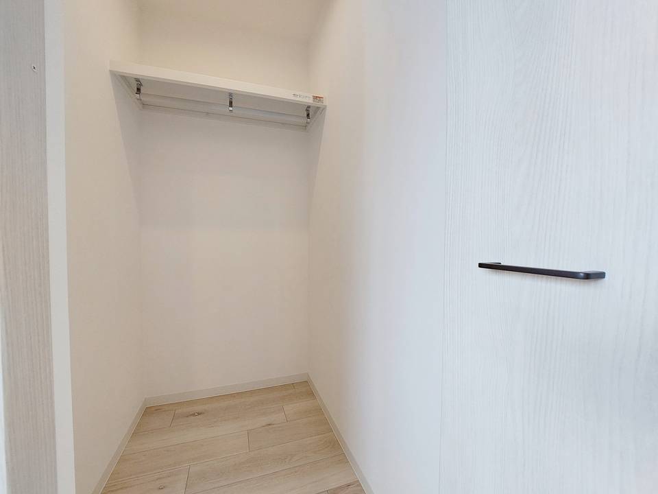 収納　ウォークインクローゼット