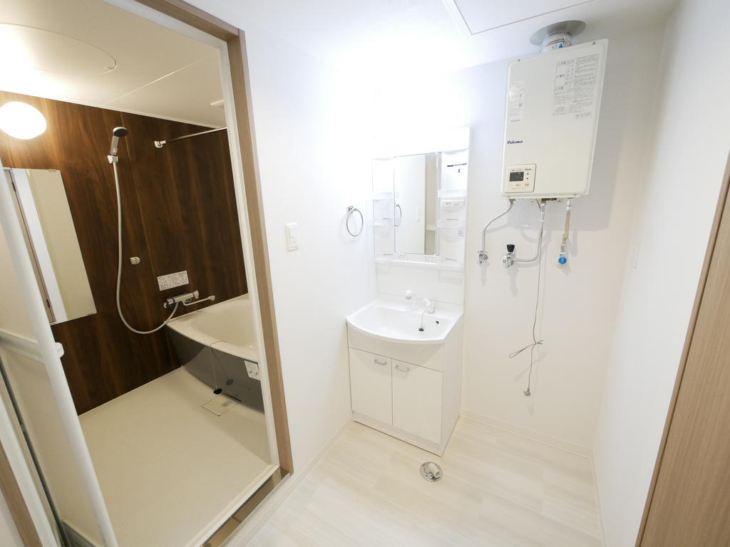 洗面設備　☆シャンドレ完備☆