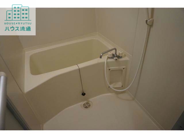 バス・シャワールーム　別号室写真です。