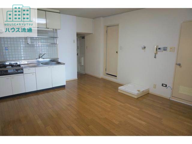 居室・リビング　別号室写真です。