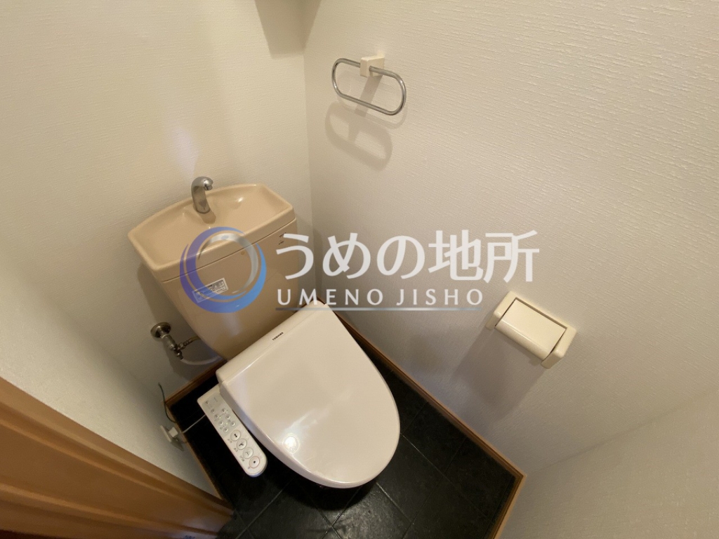 トイレ　トイレ