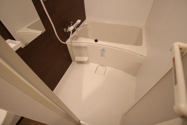 バス・シャワールーム　※別室の参考写真の為、現況優先です。