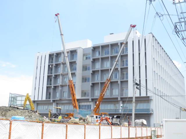 病院　厚木市立病院（病院）まで467m