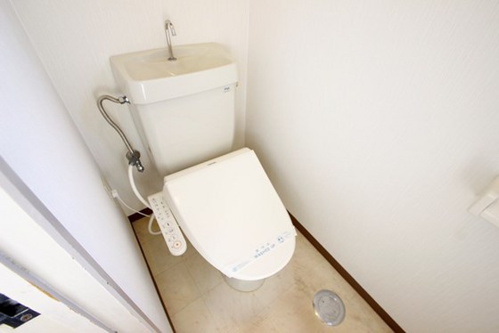 トイレ　※別部屋の写真です