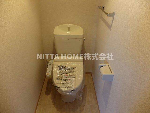 トイレ　温水洗浄暖房座付きのトイレ◇