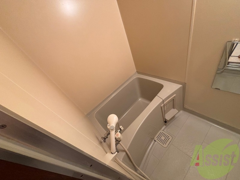 バス・シャワールーム　お風呂です。ゆっくりお風呂につかるのも体に良いですね～