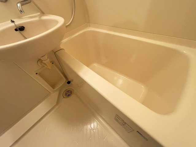 バス・シャワールーム　詳細は、RISUMO江坂本店までお問合せください♪