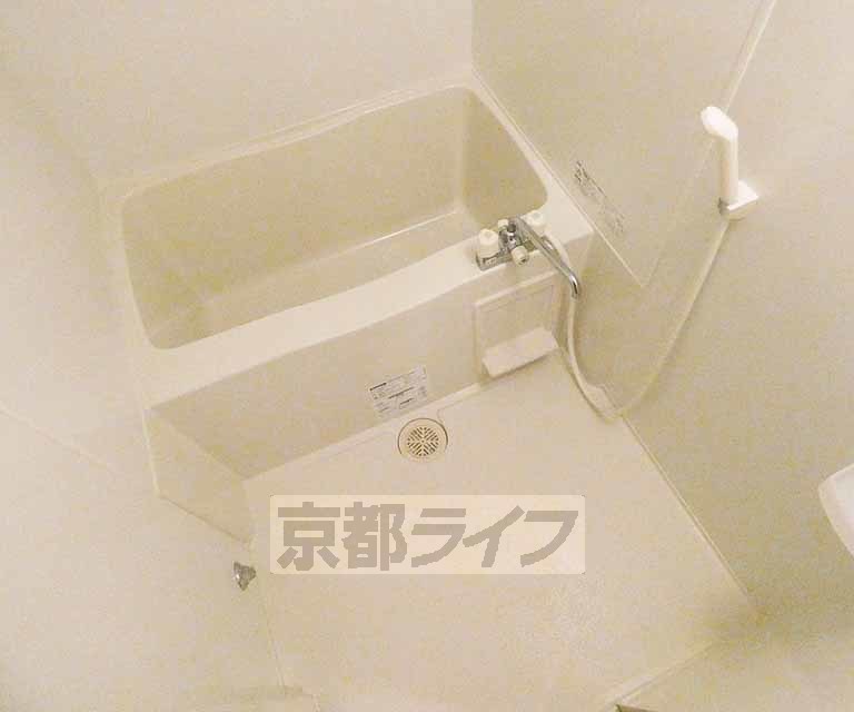 バス・シャワールーム　綺麗です。