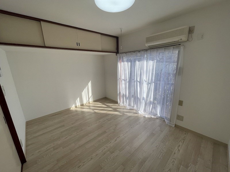 居室・リビング　※別部屋参考写真