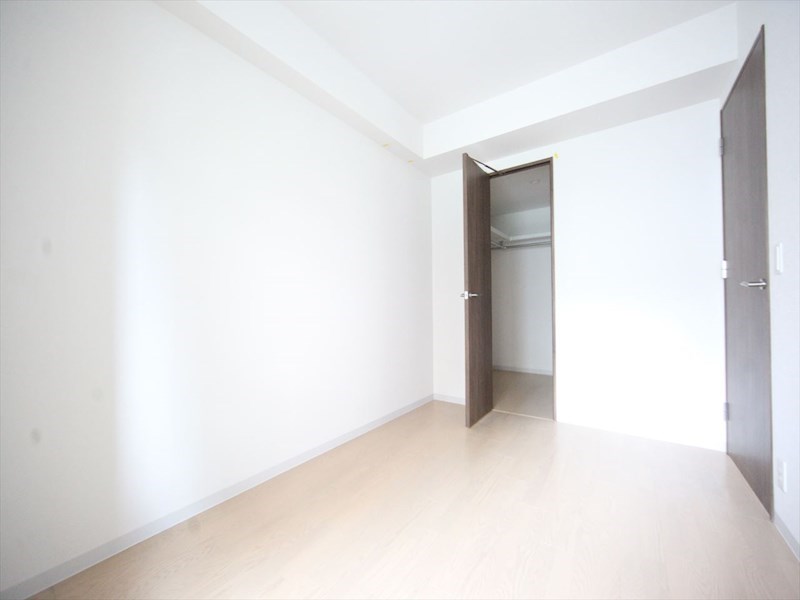 その他部屋・スペース　洋室6.01帖　ウォークインクローゼット（収納充実してます）