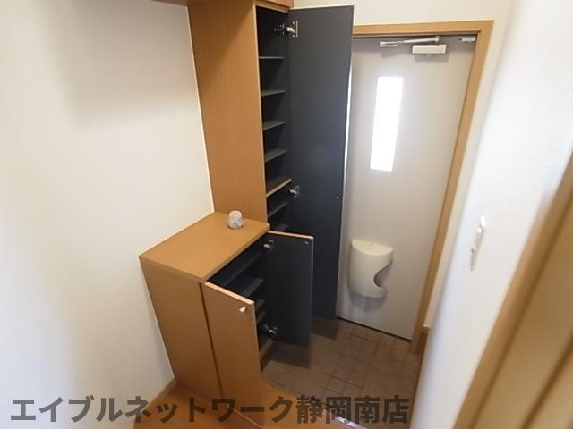 玄関　きれいな玄関です