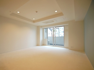 居室・リビング　※類似別室参考写真