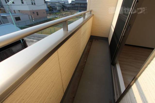 バルコニー　いつでも心地の良い風を…