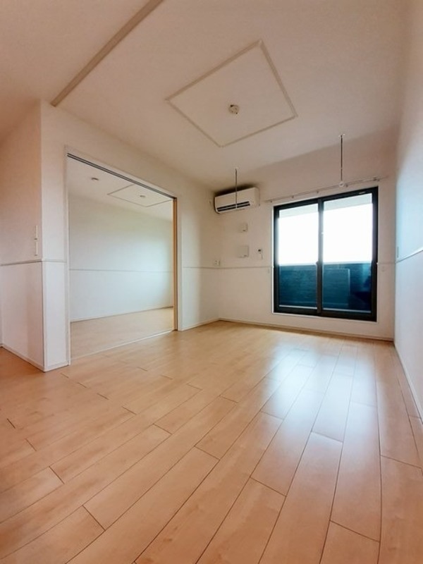 居室・リビング　図面と現状に相違がある場合には現状を優先