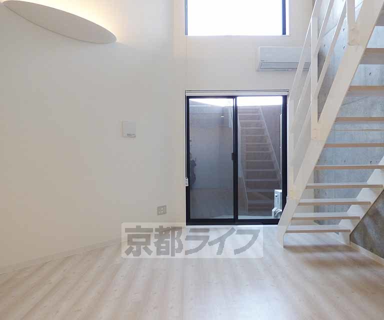 居室・リビング　洗練されたリビングです。