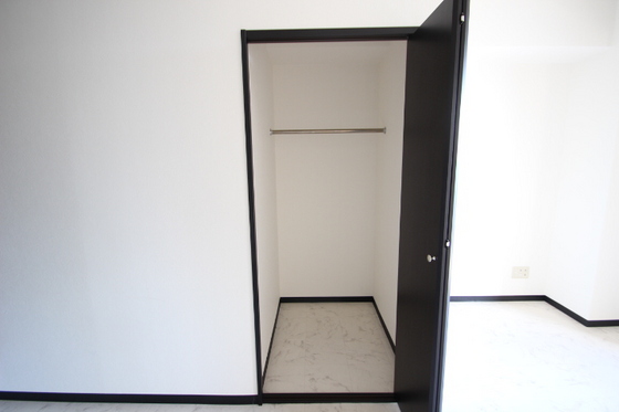 収納　※別号室の写真です