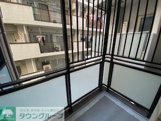 バルコニー　バルコニー