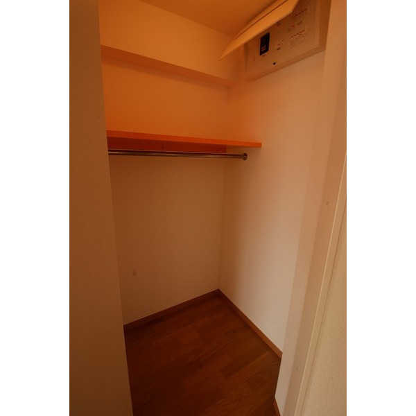 収納　※反転タイプ