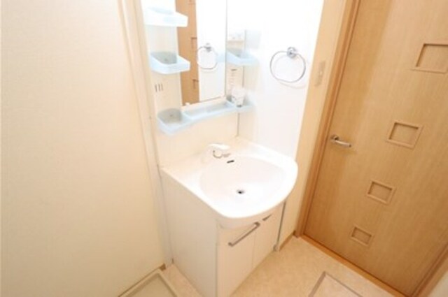 洗面設備　洗髪洗面化粧台