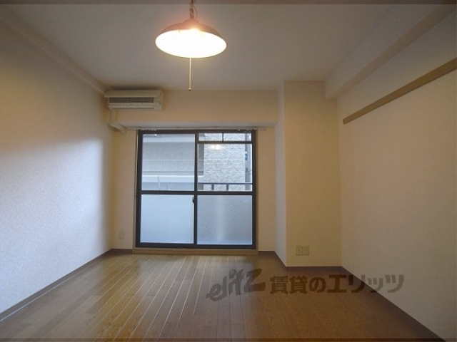 居室・リビング　居室