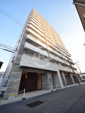 建物外観　スプランディッド難波II　高級感ある外観