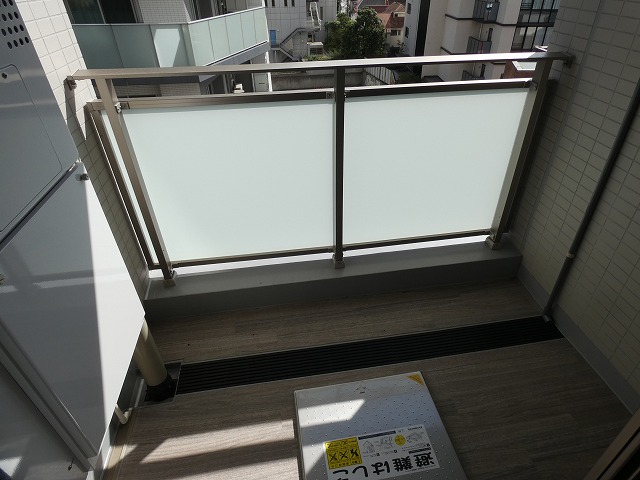 バルコニー　バルコニー