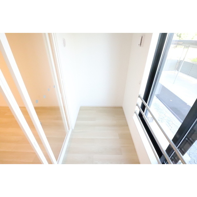 バルコニー　サンルームタイプ