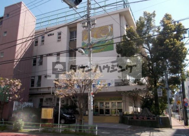 小学校　台東区立富士小学校（小学校）まで530m
