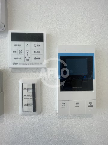 その他設備　アーバンパーク新大阪　モニター付きインターホン