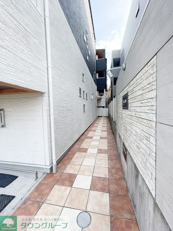 エントランス　エントランス