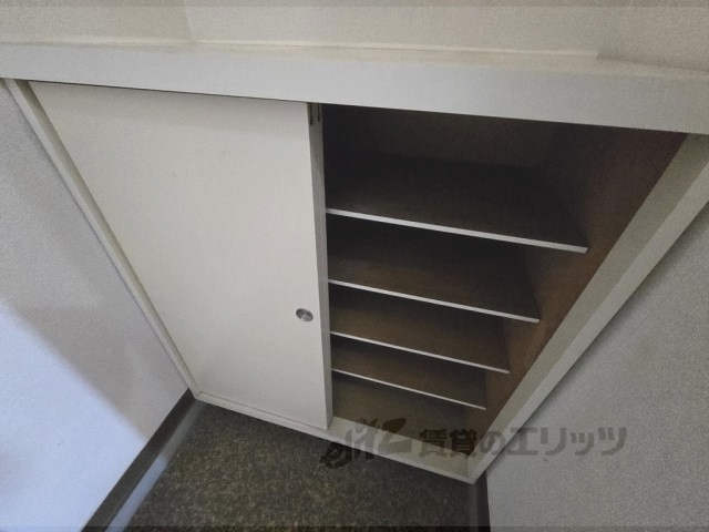 収納　下駄箱