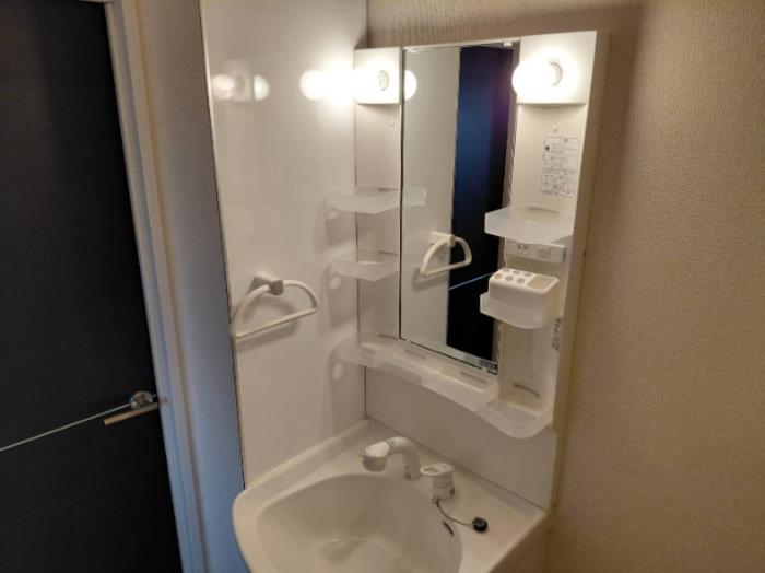 洗面設備　洗面室