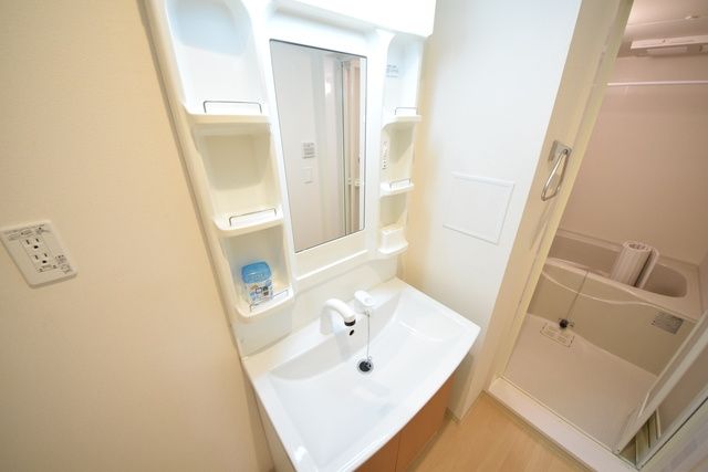 洗面設備　★独立洗面台★