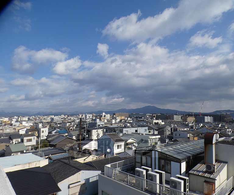 眺望　十分な採光・通風を確保しています。