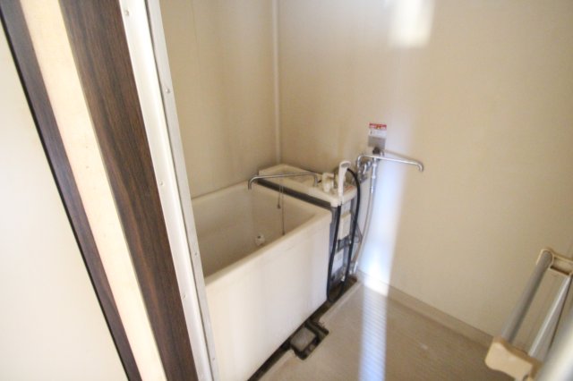 バス・シャワールーム　バランス釜