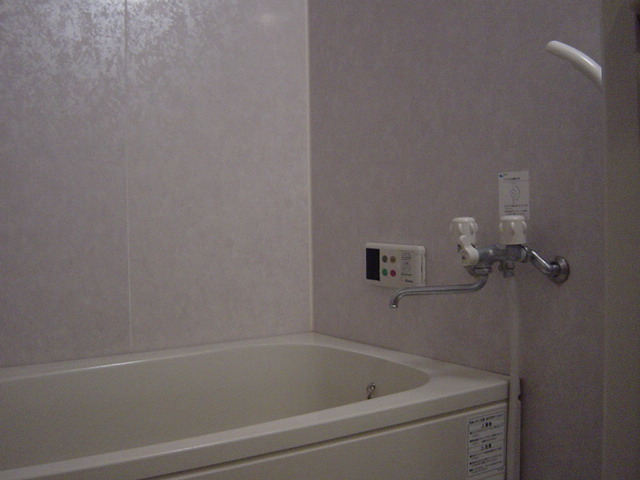 バス・シャワールーム　バス